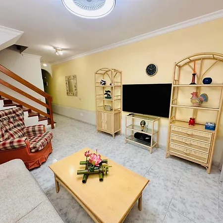 - Beachside Retreat Apartman