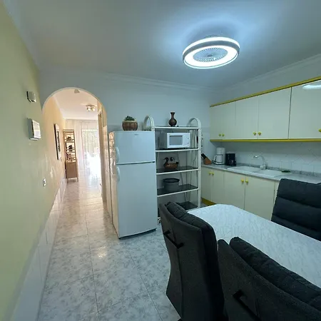 - Beachside Retreat Apartman *